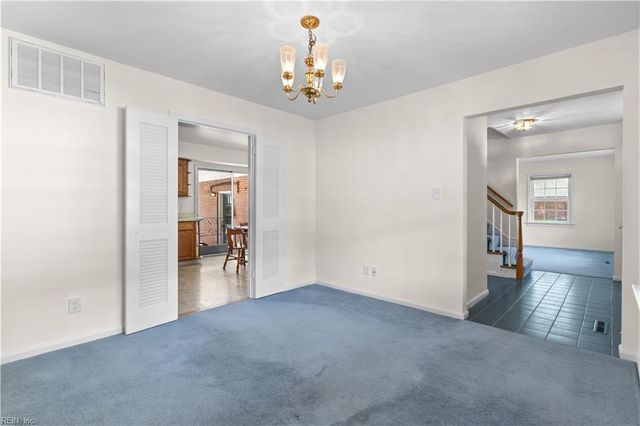 517 Kingston DR, Virginia Beach, VA 23452
