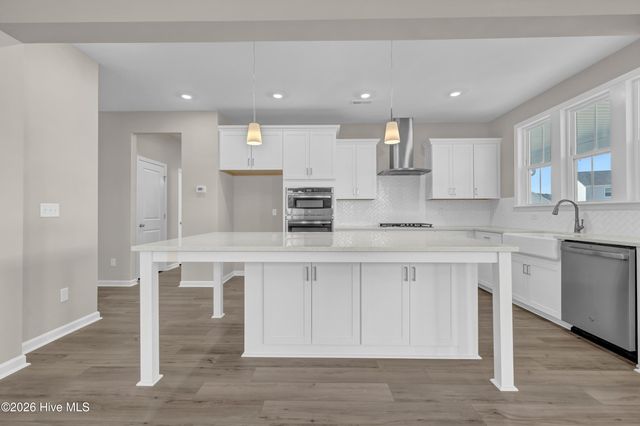 37 Lookout Point, Hampstead, NC 28443