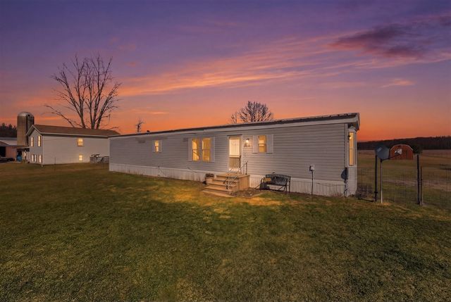 15210 Myers Lake Avenue, Cedar Springs, MI 49319