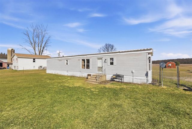 15210 Myers Lake Avenue, Cedar Springs, MI 49319