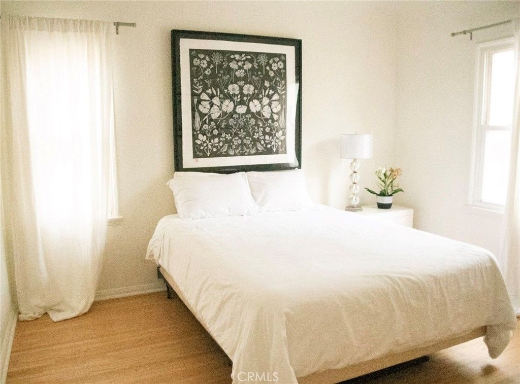 1054 S Corning, Los Angeles, CA 90035 — photo 5