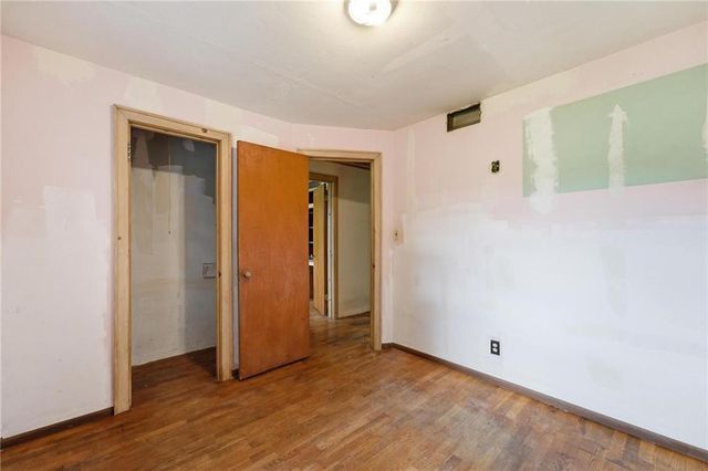 2514 S Hawthorne Avenue, Independence, MO 64052