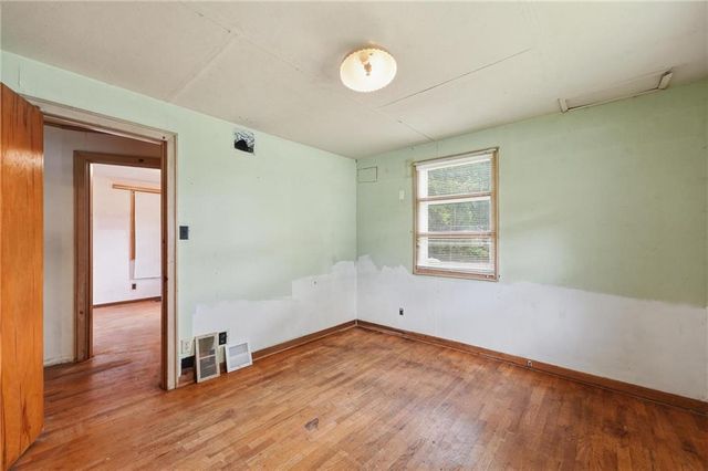 2514 S Hawthorne Avenue, Independence, MO 64052