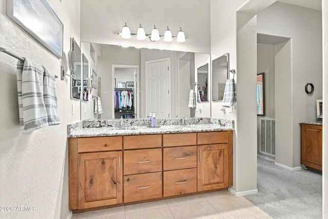 12370 W ROBERTA Lane, Peoria, AZ 85383