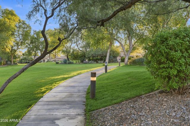 12370 W ROBERTA Lane, Peoria, AZ 85383