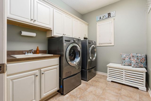 5395 Anacala Court, Westerville, OH 43082