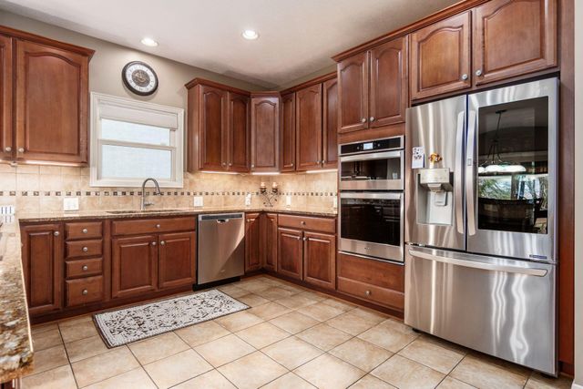 5395 Anacala Court, Westerville, OH 43082