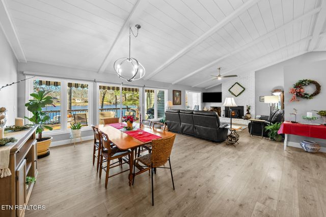 244 Lakeside Dr, Fairfield Glade, TN 38558