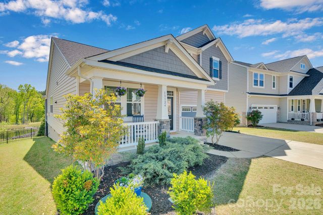 13124 Lakemore Drive, Charlotte, NC 28278