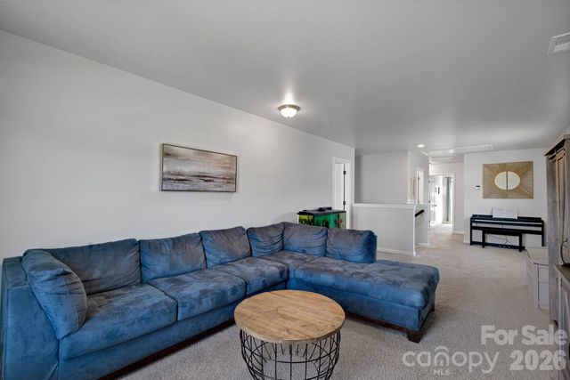 13124 Lakemore Drive, Charlotte, NC 28278