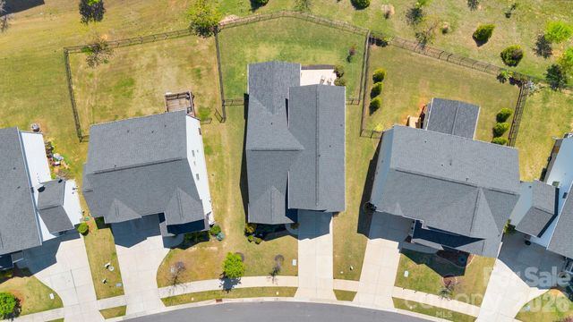 13124 Lakemore Drive, Charlotte, NC 28278