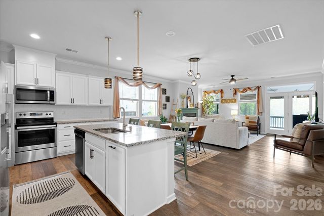 13124 Lakemore Drive, Charlotte, NC 28278