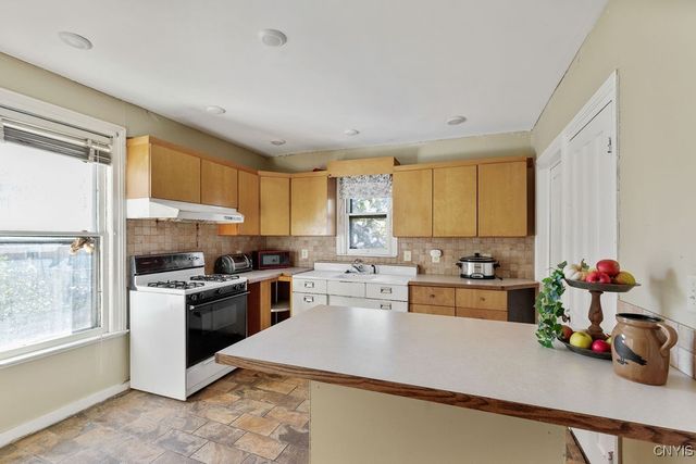 148 West 7th Street, Oswego, NY 13126