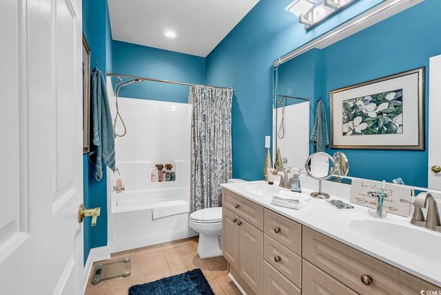 4870 Luster Leaf Cir Apt 104, Myrtle Beach, SC 29577