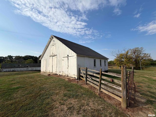 23611 N County Highway 22 Highway, Canton, IL 61520