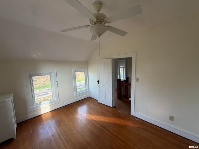 23611 N County Highway 22 Highway, Canton, IL 61520