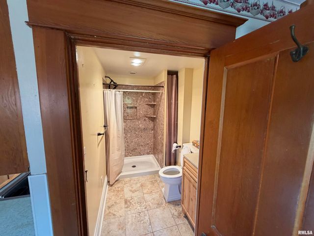 23611 N County Highway 22 Highway, Canton, IL 61520