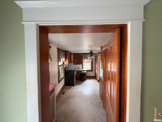 23611 N County Highway 22 Highway, Canton, IL 61520