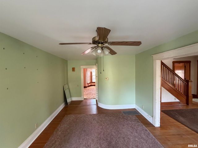 23611 N County Highway 22 Highway, Canton, IL 61520