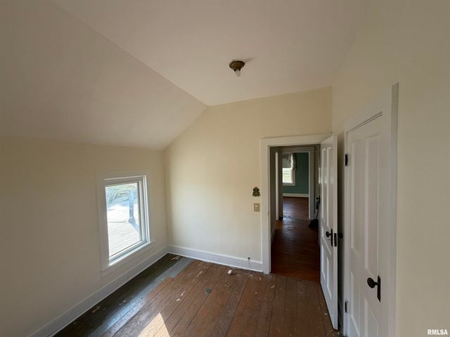 23611 N County Highway 22 Highway, Canton, IL 61520