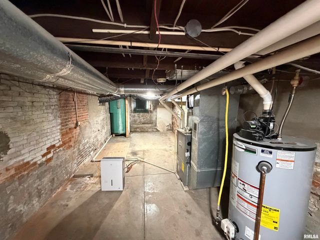 23611 N County Highway 22 Highway, Canton, IL 61520