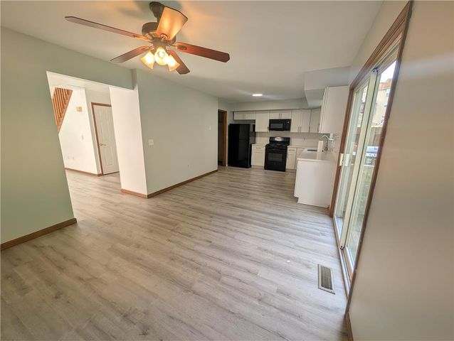 2621 Tamlynn Court, Palmer Twp, PA 18045