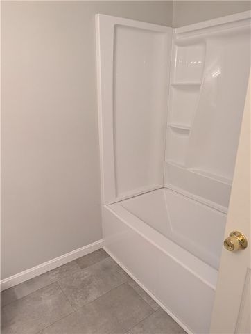 2621 Tamlynn Court, Palmer Twp, PA 18045