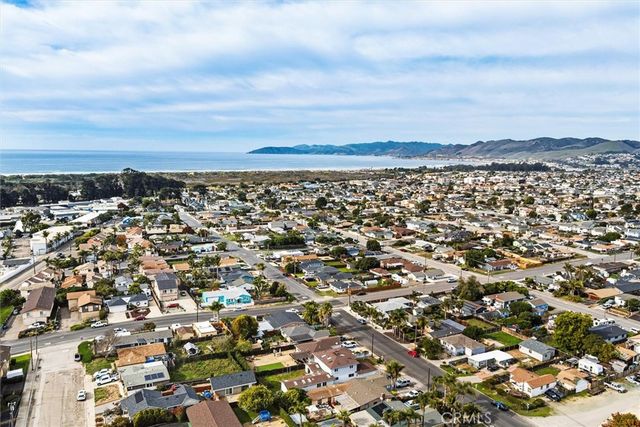 1050 Nice, Grover Beach, CA 93433