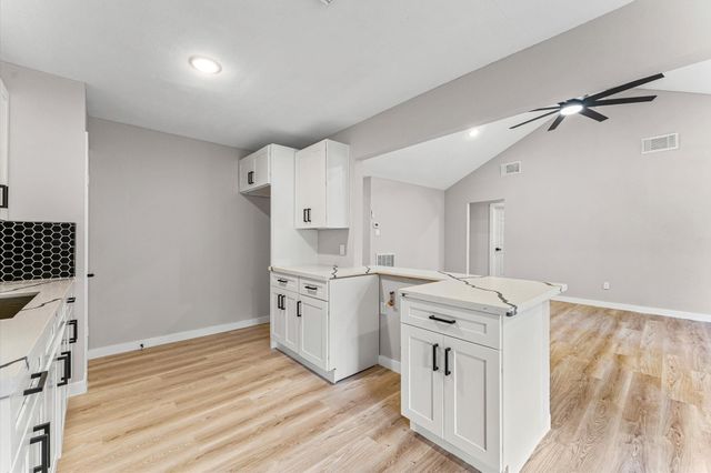 30 N Drifting Leaf Court, Spring, TX 77380