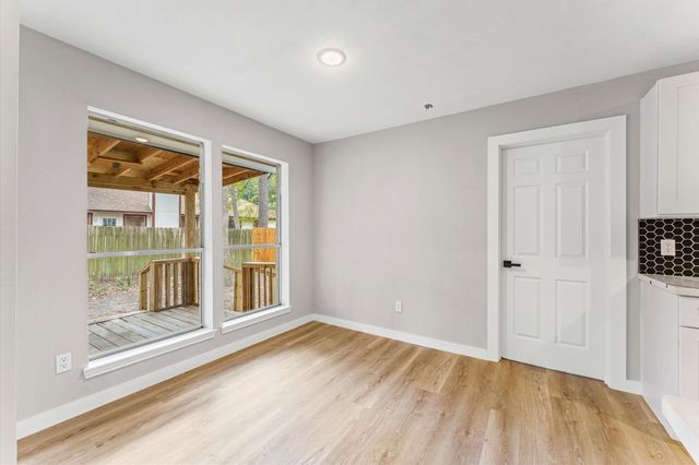 30 N Drifting Leaf Court, Spring, TX 77380