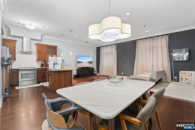1600 Kaufer Lane 3, Fort Lee, NJ 07024
