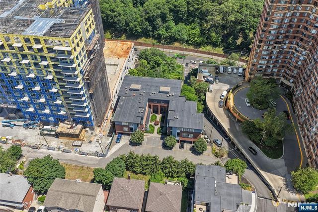 1600 Kaufer Lane 3, Fort Lee, NJ 07024