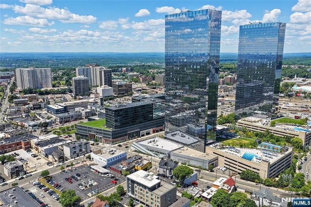 1600 Kaufer Lane 3, Fort Lee, NJ 07024