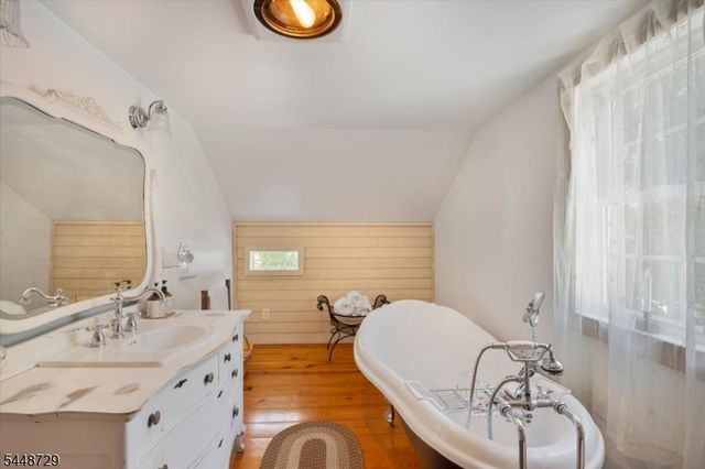 206 Mcpeek Rd, Andover Twp., NJ 07848