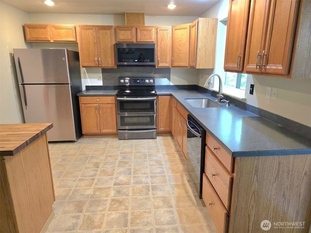 21724 E Terra Lane SE, Yelm, WA 98597