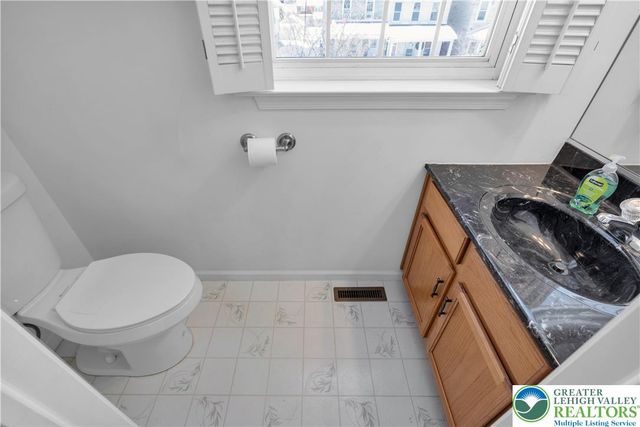 1507 High Street, Bethlehem City, PA 18018