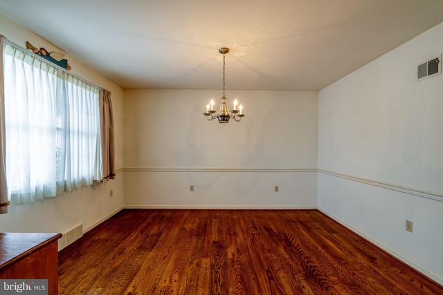 213 MAPLE AVE, Quarryville, PA 17566