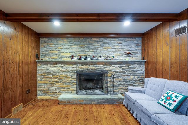 213 MAPLE AVE, Quarryville, PA 17566