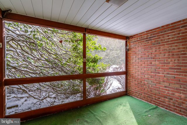 213 MAPLE AVE, Quarryville, PA 17566