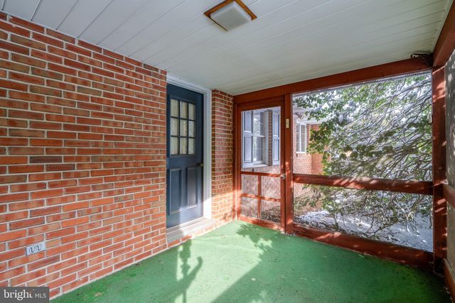 213 MAPLE AVE, Quarryville, PA 17566