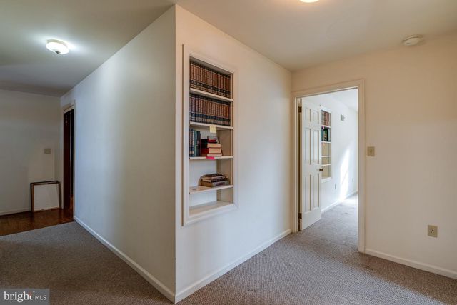 213 MAPLE AVE, Quarryville, PA 17566