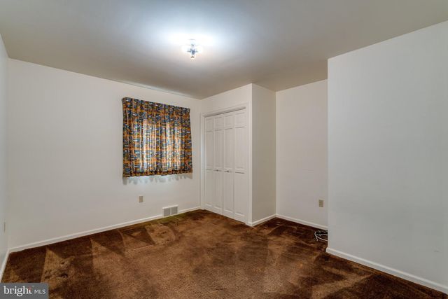 213 MAPLE AVE, Quarryville, PA 17566