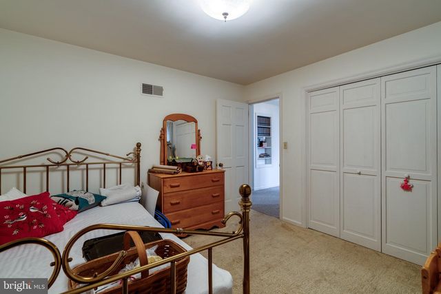 213 MAPLE AVE, Quarryville, PA 17566