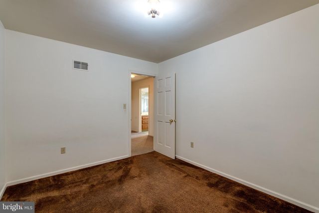 213 MAPLE AVE, Quarryville, PA 17566