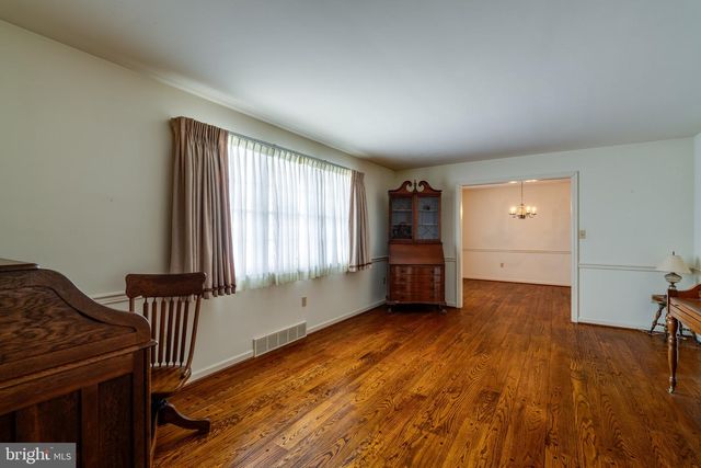 213 MAPLE AVE, Quarryville, PA 17566