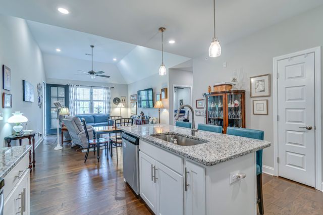 900 Vintage Green Ln Unit 305, Franklin, TN 37064