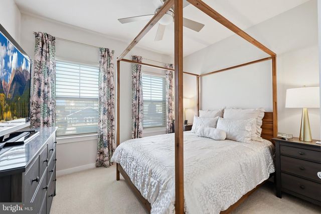 1027 VENIFENA TER SE, Leesburg, VA 20175