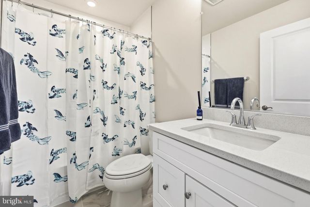 1027 VENIFENA TER SE, Leesburg, VA 20175