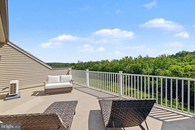 1027 VENIFENA TER SE, Leesburg, VA 20175