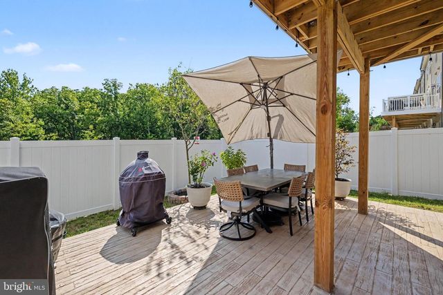 1027 VENIFENA TER SE, Leesburg, VA 20175
